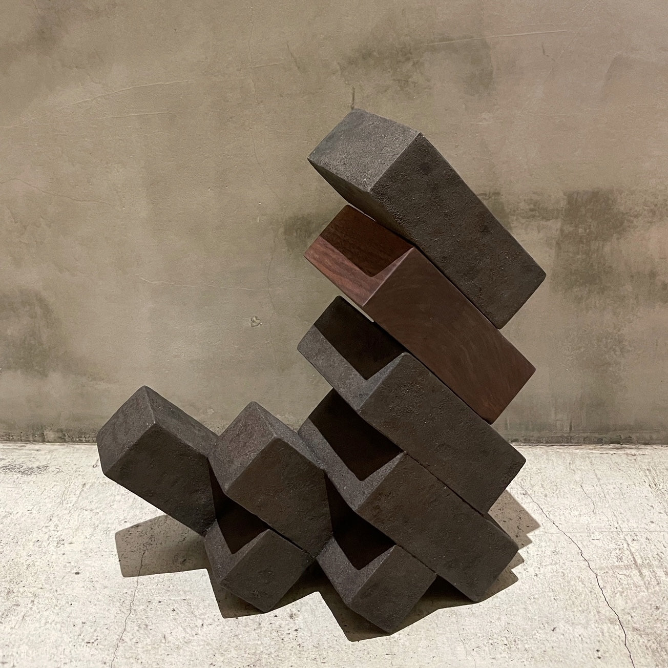 Modern Ruins 現蹟 ウォルナット 01